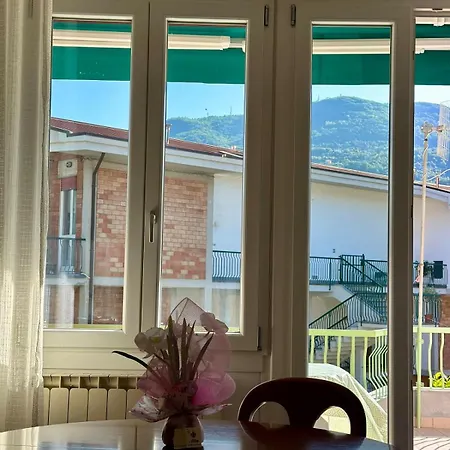 Casa Maria - Terrace And Parking Near Cinque Terre Апартаменты Специя
